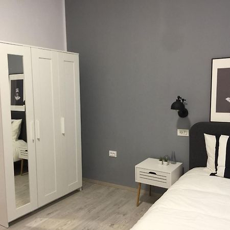 Luxury 2Bdrm Apt Bukarest Exterior foto