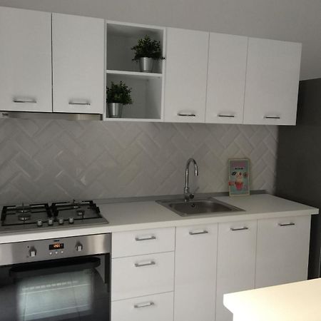 Luxury 2Bdrm Apt Bukarest Exterior foto